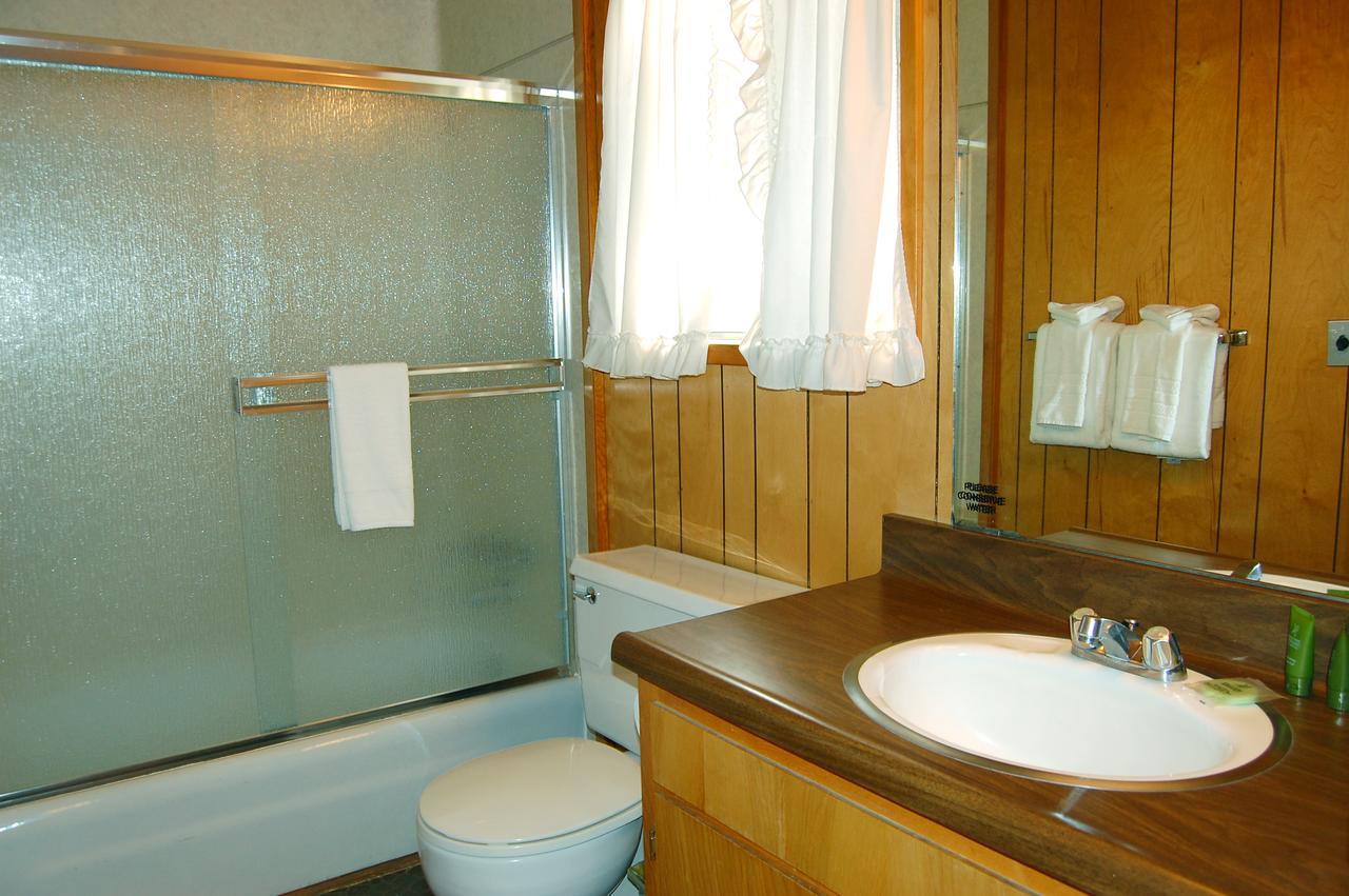 Chalet 84 Hastings Hideaway *
